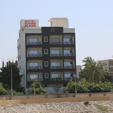 Hotel Rudra Plaza Dwārka Esterno foto